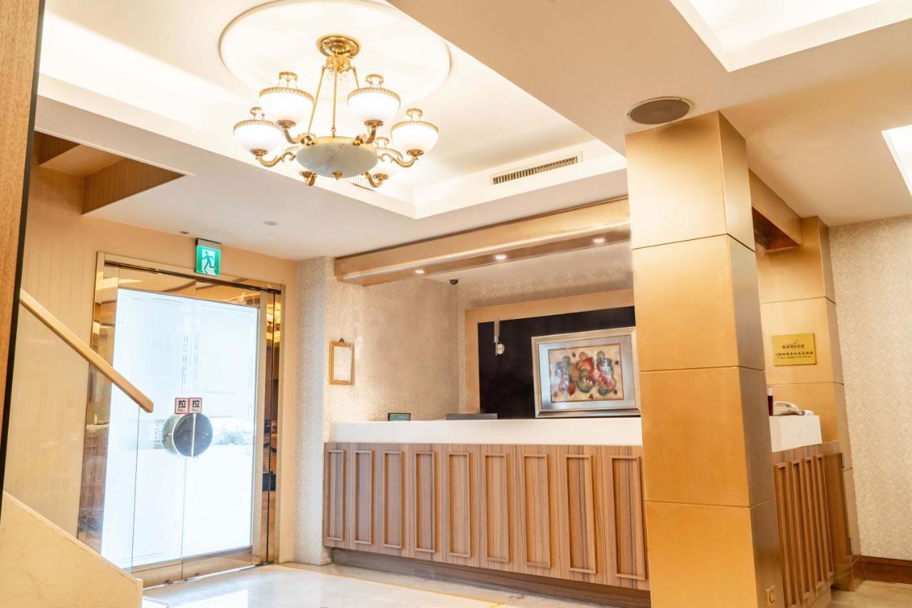 Elegance Hotel Taipei Extérieur photo